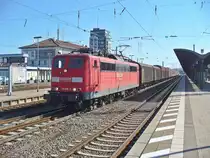 151 078-3 zieht am 17.8.2011 einen gemischten G�terzug durch Kaiserslautern
