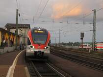 VIAS 304 als VIA 25030 (SE 10) von Frankfurt (M) Hbf nach Neuwied, in R�desheim (Rh); 02.07.2011
