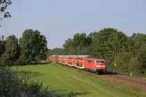 Die 111 177-2 fuhr am 20.08.2011 durch M�nchen-Feldmoching.