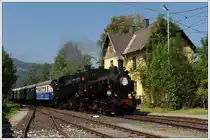 88.103 und 93.1332 mit ihrem Sonderzug aus Weizelsdorf am 21.8.2011 bei der Einfahrt in Ferlach anl�sslich der NOSTALGIE TOTAL - „Dampf, Diesel, Strom“ 