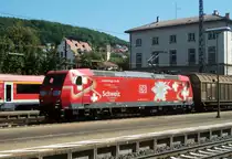 185 142  Edelweiss  durchf�hrt am 20.August 2011 mit einem Mischer den Bahnhof Gem�nden(Main). Leider war sie 25 min zu fr�h dran.