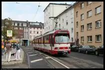 Am 19. Juni 2011 rangiert ein GT8SU vor dem Betriebshof am Steinberg der Rheinbahn. Eine der letzte Fahrzeugbewegungen eines GT8SU in D�sseldorf, mittlerweile haben alle Wagen diesen Types die Stadt D�sseldorf verlassen.