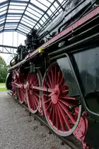 BR 18.3, der Antriebsstrang mit den drei Treibr�dern 2,10m im Durchmesser, Aug.2011