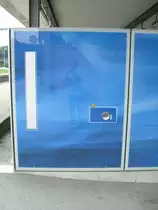 Hier eines der Abstellelemente wie sie auf vielen SBB Bahnh�fen vorkommen. Diese Ausf�hrung besitzt sogar einen Fahrkartenentwerter. Aufgenommen am 24.7. im Bahnhof Wyningen.