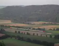 IC 2209 ist am 22. August 2011 im 101er Sandwich auf der Frankenwaldbahn bei Pressig unterwegs.