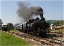 Dampflok 93.1332 (Bj 1927) der NbiK f�hrt beim gr��ten Oldtimerfest K�rntens, von Weizelsdorf nach Ferlach. 
weizelsdorf  21.82011