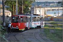 Am Ende der Karadordevastrasse wechseln einige Linien die Fahrtrichtung, wobei Weichen von Hand gestellt werden m�ssen. (03.07.2011)