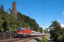�BB 1044 087 mit OIC 733 beim Schrotturm vor Krumpendorf am W�rthersee, 09.08.2011
