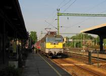 M�V V43 1073 H-M�VTR mit dem R 8529 aus Nagykanizsa, im Bf Si�fok; 31.05.2011