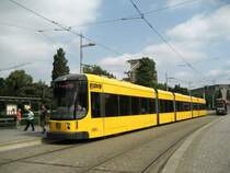 NGT D 12 DD - 2843 - von der t�rlosen
Seite am 22.08.2011 am Albertplatz.