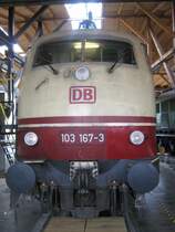 BR 103 167 am 06.08.2011 im Lokschuppen der  Lokwelt  in Freilassing.
