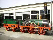 Der Adler sonnte sich am 04.09.2011, w�hrend den 17. Meininger Dampfloktagen, auf dem Gel�nde des dortigen Dampflokwerks.