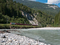 Ge 4/4 II 616  Filisur  am 12. August 2011 mit dem RE 1244 (Scuol-Tarasp - Diesentis/Muster) bei Trin.