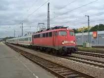 110 438-9 zieht den IC 2054 Frankfurt (Main) - Saarbr�cken am 08.09.2011 aus Kaiserslautern

