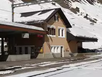 Das Bahnhofsgeb�ude der FO in Realp (17.3.2010)