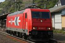 HGK 2064 (185 632) am 17.8.11 als Lz in Kaub.
Gru� an den Tf!