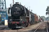 Zwischenhalt in Beekbergen: 50 0073 mit G�terzug bei  Terug naar Toen  (03.09.2011)