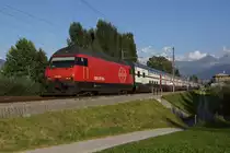 Re 460 063-1 f�hrt am 30.8.11 von Spiez Richtung Einigen.