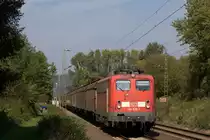 Die 140 528-1 fuhr am 24.09.2011 durch Unkel.