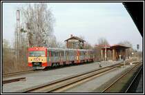 R 8591 (Graz-Wies) bei der Ausfahrt aus dem Bahnhof Deutschlandsberg am 27.3.2006.