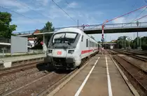 Ein IC-Steuerwagen Bauart Bimdzf 271.2 in Villingen am 14.08.2011