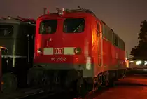 Die 110 210-2 steht im DB Museum Koblenz w�hrend der Nacht der langen Museen am 24.09.2011
