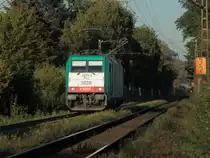 Am Abend des 30.09.2011 f�hrt Cobra 186 220 (2828) als Lz von Aachen West auf der Rampe der Montzenroute zum Gemmenicher Tunnel hoch nach Belgien.