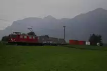 Ge 4/4 I 610 zieht am 2.9.11 einen G�terzug von Igis Richtung Zizers.