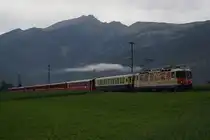 Ge 4/4 II 622 zieht am 2.9.11 den RE 1229 von Zizers Richtung Igis.