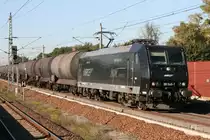 185 545-1 MRCE mit Kesselwagenzug am 01.10.2011 in Rathenow