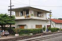 Stellwerk des Bf. Thanon Chira Junction am 15.Juni 2011.