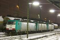 Am Abend des 18.12.2010 standen 186 211 (2819), 186 207 (2815) und 186 214 (2822) im Aachener Westbahnhof.