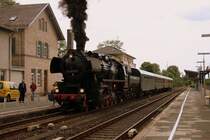 In Neuenmarkt - Wirsberg war die 52 8079-7 am 13.06.2011 mit einem Sonderzug unterwegs.