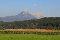 EC 89 nach Milano Porta Garibaldi bei Kirchbichl. 28.11.2011