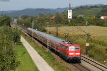 111 064-2 mit der RB 26619 (Emmendingen - M�llheim(Baden)) bei Denzlingen 25.9.11