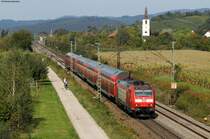 146 114-4 mit dem RE 5341 (Offenburg-Basel Bad Bf) bei Denzlingen 25.9.11