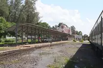 Bf. Ubon Ratchathani, Blickrichtung Bangkok, am 15.Juni 2011. 

