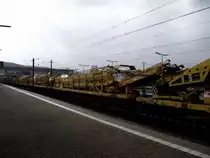 H.F. Wiebe Sch�ttgutbunkerwagen am 08.10.11 in Heidelberg Hbf 