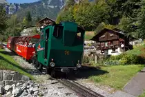 Die Heiz�l befeuerte Lok 16 der BRB f�hrt am 30.09.2011 von Brienz zum Rothorn (2244 m �. M.) hinauf. Die Lok wurde 1992 bei der SLM unter Fabrik-Nr. 5457, f�r die Montreux-Glion-Rocher-de-Naye-Bahn (heute Transports Montreux–Vevey–Riviera) gebaut und 2005 an die BRB verkauft.