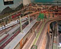  Es kommt Bewegung in&acute;s Bahnhofsvorfeld....