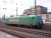 Hier 145 CL 003 von der Firma  Rail4Chem  auf dem Weg nach Aachen West zur Abstellanlage, allerdings ohne G�ter sondern LZ. 03.04.2006