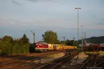 232 223 der Bahnbaugruppe mit Bettungsreinigungsmaschine am 14.07.2011 in Luitpoldh�tte. Bei dem Himmel hatte ich wirklich Gl�ck, der Zug hatte etwa 3,5 Stunden Versp�tung