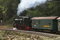 Auf der Steigung in Richtung Rabenau macht 99 1771 am 07.10.2011 kr�ftig Dampf im Rabenauer Grund!