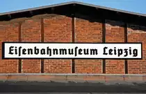 P�nktlich zu den 8.Eisenbahntagen konnte das, durch die Vereinsmitglieder angefertigte, Lokschuppenschild pr�sentiert werden, ein echter Hingucker!