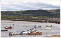 Wie jeden Samstag erh�lt Virgin Trains 14.39 Holyhead - London Euston Vorspann durch eine Class 57 Diesellok. Hier �berquert der Zug das Conwy River Valley und erreicht in K�rze Llandudno Junction. (13.08.2011)