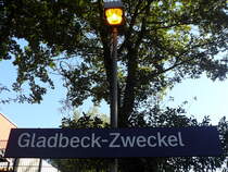 Ein Stationsschild in Gladbeck-Zweckel. 15.10.2011.