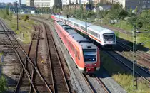 Der IC 2037 fuhr am 15.10.11 parallel mit einem RE nach Chemnitz durch Leipzig Richtung Dresden. Fotografiert in der N�he des Hp. Leipzig Ost.