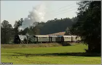 Der P 3882 wurde von mir und ein paar Kollegen in der N�he von Unterneuhausen erlegt. 
Hier befindet sich der Zug kurz vor dem Endbahnhof Neuhausen. (16.10.2011)