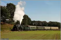 Mit etwas mehr Weitwinkel, P 3882 mit der bay. S3/6 (Bj 1918), auf dem Weg nach Neuhausen. (16.10.2011)