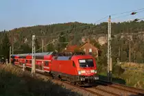 Nun auch ein Bild von mir zum Stier-Einsatz auf der S1 zwischen Mei�en/Mei�en-Triebischtal und Bad Schandau/Sch�na: 182 014-1 beschleunigt am 21.10.'11 ihre S1 aus Rathen heraus, aufgenommen kurz vor Strand.